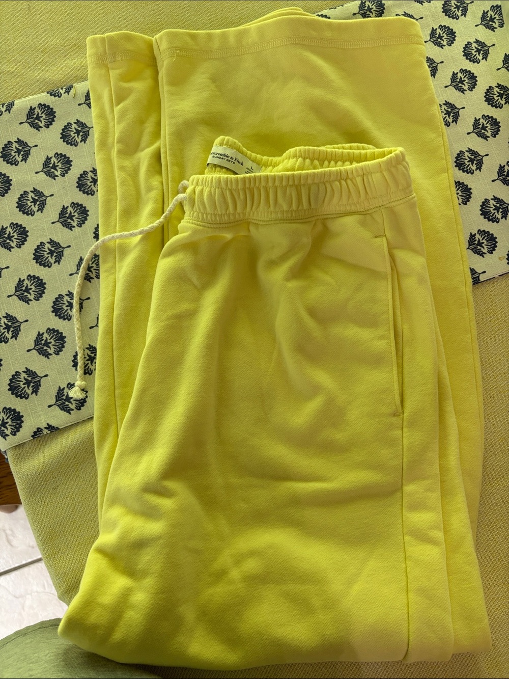 Abercrombie & Fitch Bright Yellow Kids Drawstring Joggers